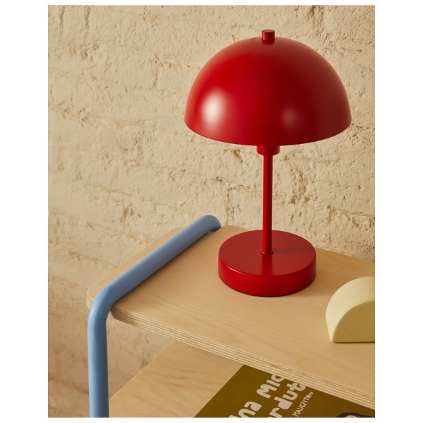 Estantería Tinn de chapa de fresno y... Estantería Tinn de chapa de fresno y...