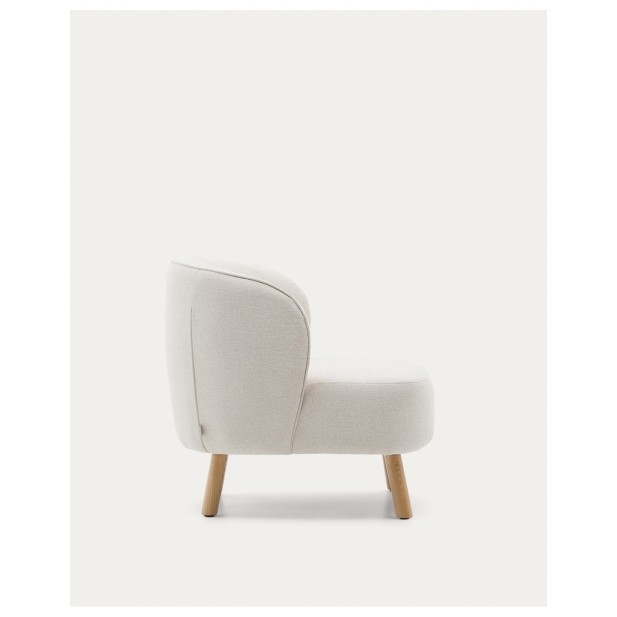 Butaca Ulit de chenilla beige y patas... Butaca Ulit de chenilla beige y patas...