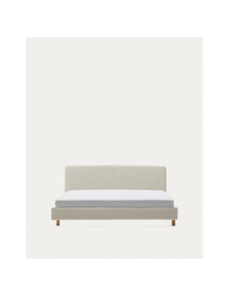 Cama desenfundable Valma de chenilla perla y patas madera maciza de haya colchón de 160x200cm - Kave Home