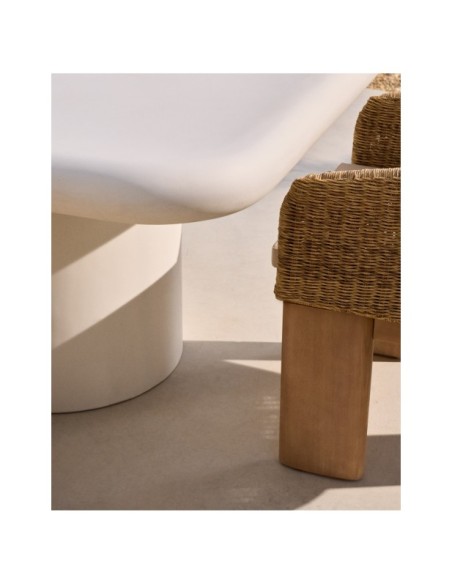 Mesa Addaia de cemento blanco 135 x 135 cm - Kave Home