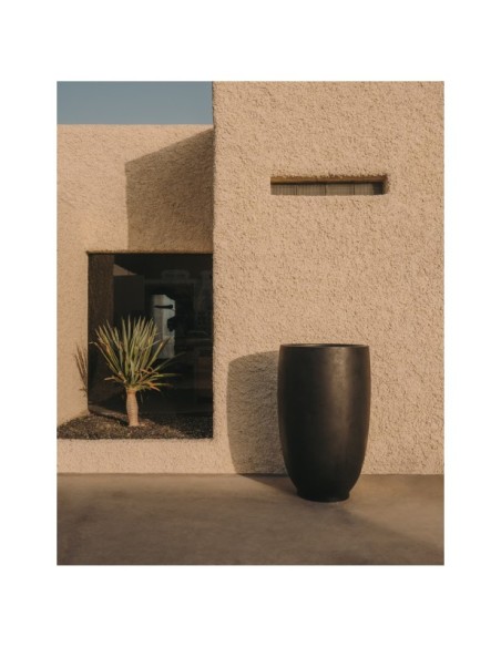 Macetero Aiguablava de cemento negro Ø 75 cm - Kave Home