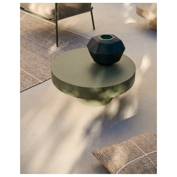 Mesa de centro Aiguablava de cemento... Mesa de centro Aiguablava de cemento...