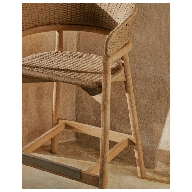 Taburete Arinella de madera maciza de... Taburete Arinella de madera maciza de...