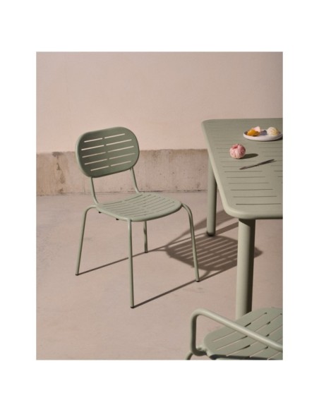 Silla apilable de exterior Brai de acero galvanizado turquesa - Kave Home