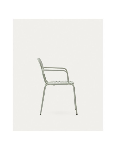 Silla apilable con reposabrazos de exterior Brai de acero galvanizado turquesa - Kave Home