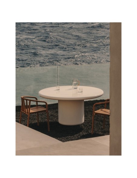 Mesa redonda Canaret de cemento con acabado blanco brillante Ø 152 cm - Kave Home