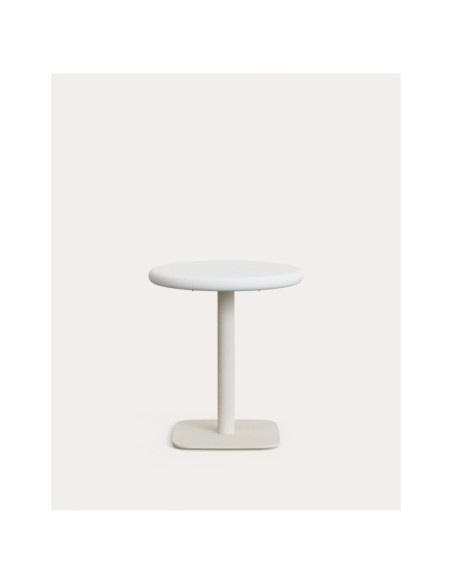 Mesa redonda de exterior Dina con sobre de cemento blanco Ø70cm y pie de acero blanco 48x48x72cm - Kave Home