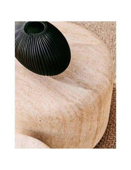 Mesa auxiliar Drasi de cemento con acabado efecto travertino Ø60 cm - Kave Home