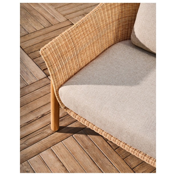 Butaca Galea de madera maciza de teca...