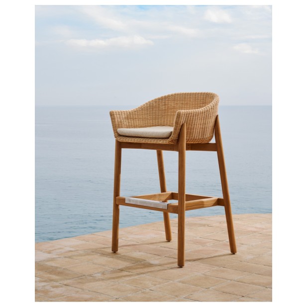 Taburete Galea de madera maciza de... Taburete Galea de madera maciza de...