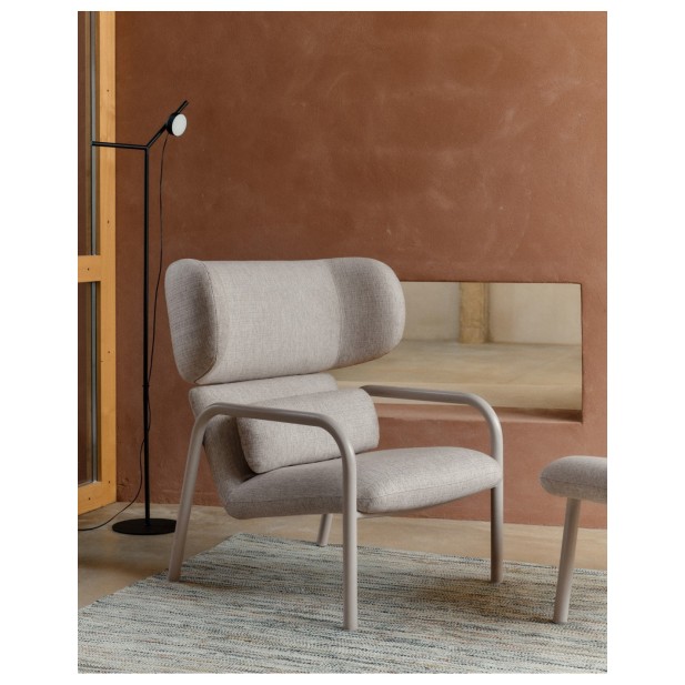 Butaca Inari beige y acero acabado...