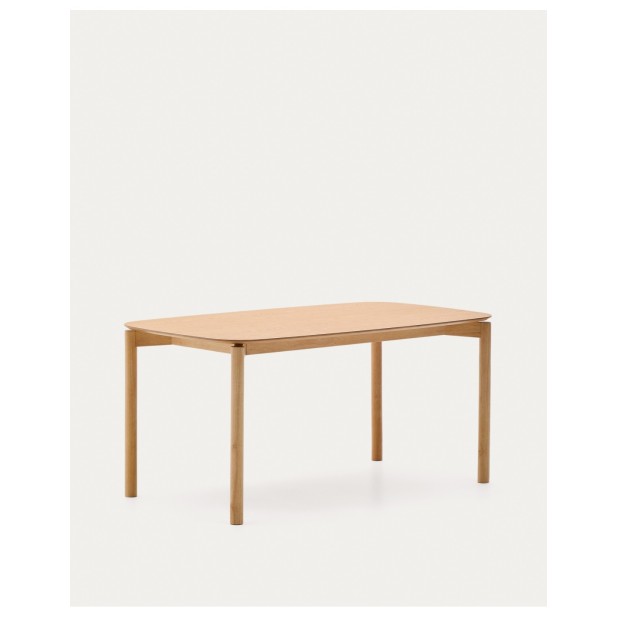 Mesa Indara de chapa de fresno y madera maciza de caucho con acabado tono natural 160 x 90 cm - Kave Home