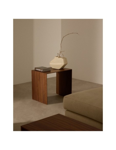 Mesa auxiliar Litto de chapa de nogal 55 x 40 cm - Kave Home