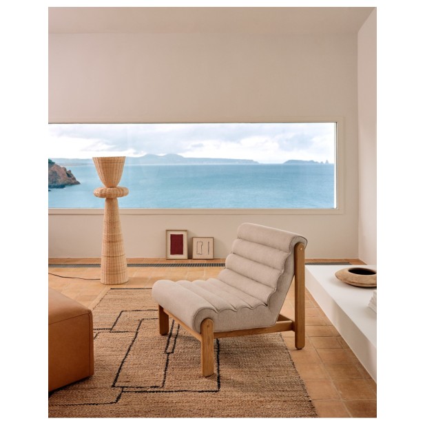 Butaca Magira beige de madera maciza...