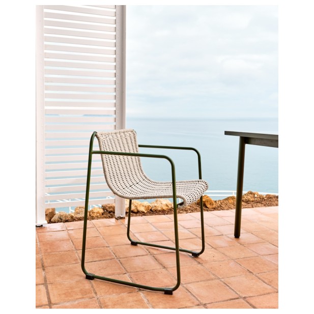 Silla apilable Maurina de acero...