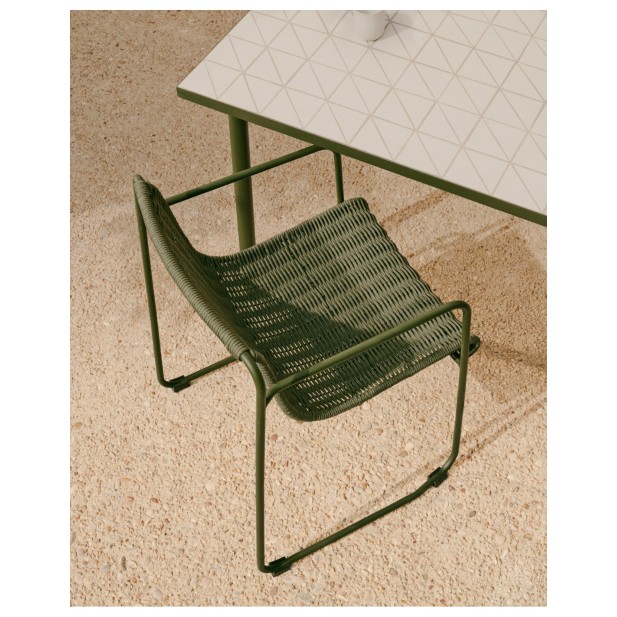 Silla apilable Maurina de acero...