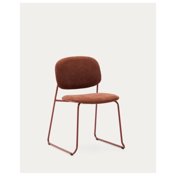 Silla apilable Meli de chenilla terracota y patas de metal terracota FSC Mix Credit - Kave Home