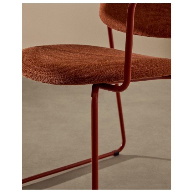 Silla Meli de chenilla terracota y... Silla Meli de chenilla terracota y...