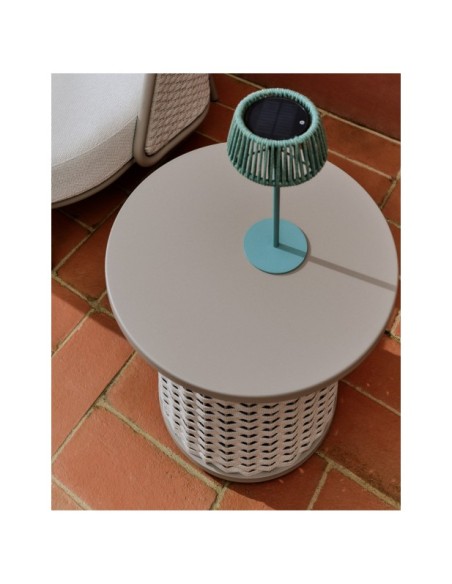 Mesa auxiliar de exterior Sedalis de aluminio y cuerda topo Ø50 cm - Kave Home