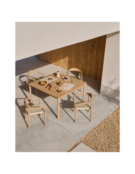 Mesa Sori de madera maciza de acacia FSC 100% 135 x 135 cm - Kave Home