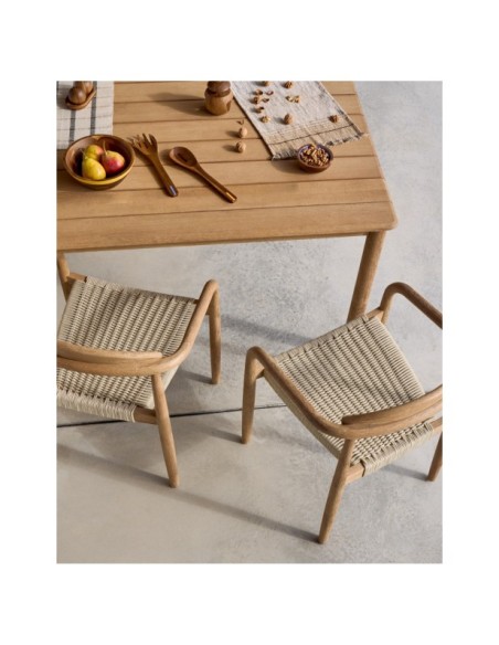 Mesa Sori de madera maciza de acacia FSC 100% 135 x 135 cm - Kave Home