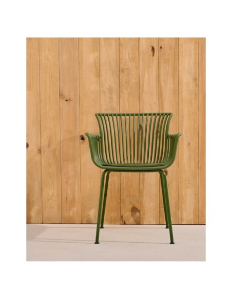 Silla de exterior Surpika con patas de acero verde - Kave Home