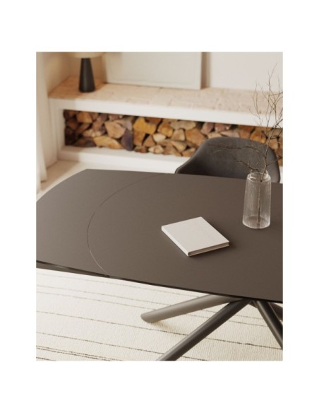 Mesa extensible Yodalia de cristal y patas de acero acabado negro 130 (190) x 100 cm - Kave Home