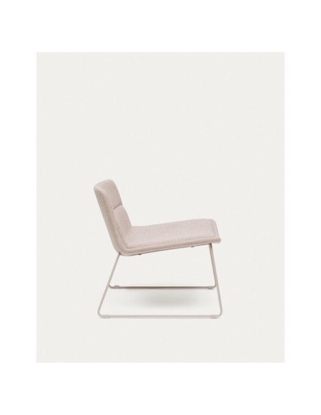 Butaca Zahara beige y acero con acabado beige FSC 100% - Kave Home