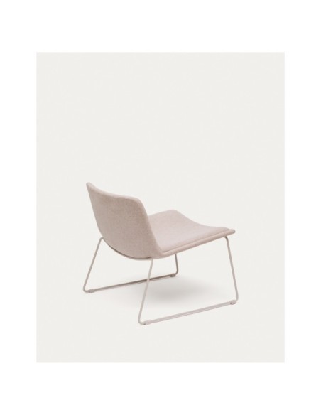 Butaca Zahara beige y acero con acabado beige FSC 100% - Kave Home