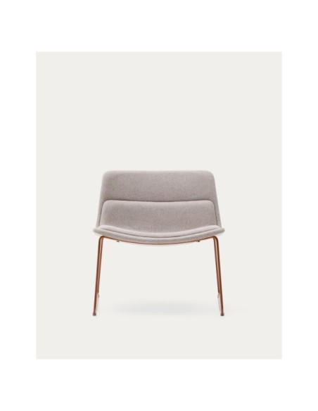 Butaca Zahara beige y patas de acero con acabado terracota FSC 100% - Kave Home