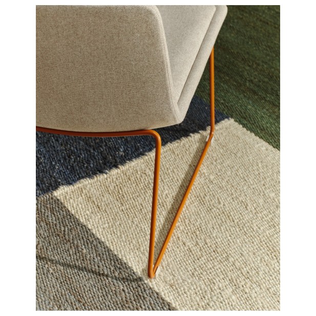 Butaca Zahara beige y patas de acero... Butaca Zahara beige y patas de acero...