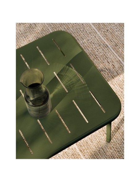 Mesa de centro de exterior Zivia de acero galvanizado verde 90 x 50 cm - Kave Home