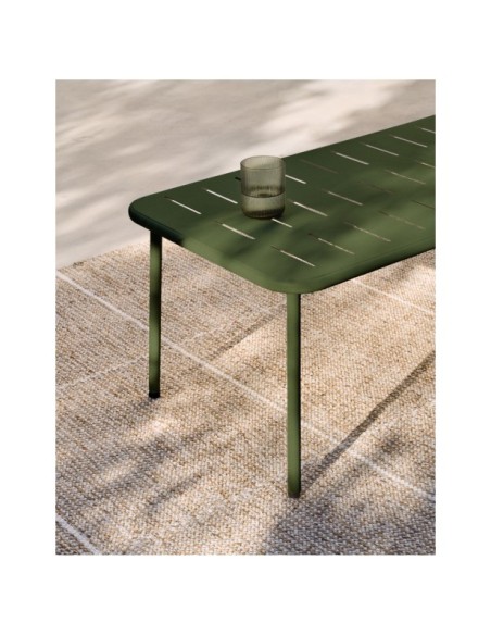 Mesa de centro de exterior Zivia de acero galvanizado verde 90 x 50 cm - Kave Home
