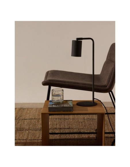 Lámpara de escritorio Manie de metal con acabado efecto hierro fundido negro - Kave Home