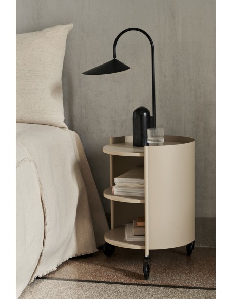 Lámpara de Mesa ARUM, Metal / Mármol Negro - Ferm Living