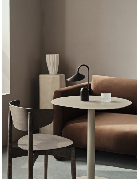 Lámpara Portátil ARUM, Metal Negro - Ferm Living