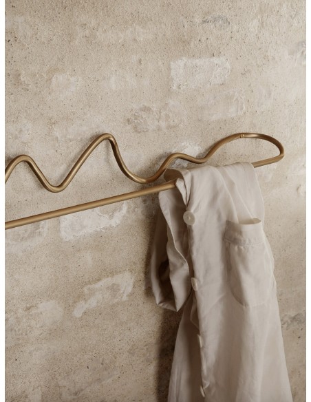 Colgador de Toallas CURVATURE, Latón - Ferm Living