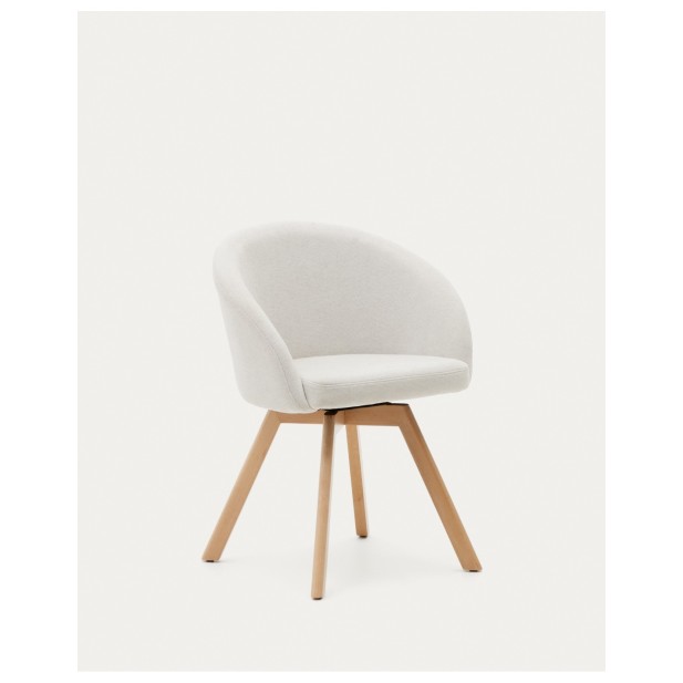 Silla giratoria Marvin chenilla beige y patas de madera maciza de haya acabado natural FSC 100% - Kave Home