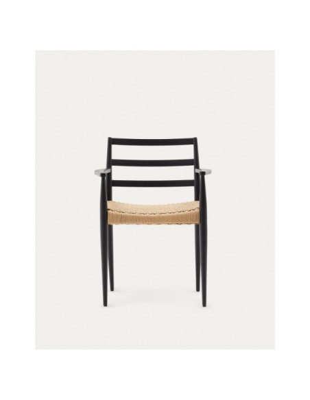Silla Analy con reposabrazos madera maciza de roble acabado negro asiento cuerda FSC 100% - Kave Home