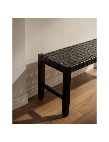 Banco Calixta de piel y madera maciza de caoba con acabado negro 120 cm - Kave Home