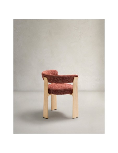 Silla Granite de 3 patas chenilla terracota y madera maciza fresno acabado natural FSC 100% - Kave Home