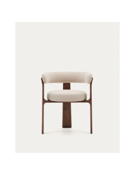 Silla Granite de 3 patas de chenilla beige y madera maciza fresno acabado nogal FSC 100% - Kave Home