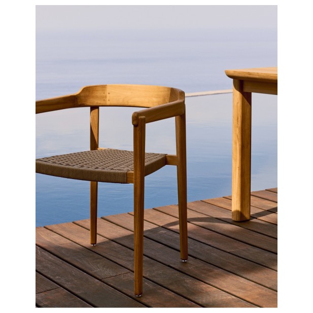 Silla apilable Icaro de madera maciza...