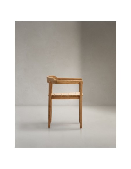 Silla apilable Icaro de madera maciza de teca con acabado natural FSC 100% - Kave Home
