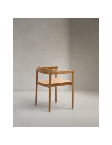 Silla apilable Icaro de madera maciza de teca con acabado natural FSC 100% - Kave Home