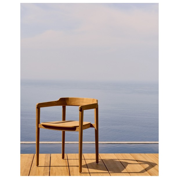 Silla apilable Icaro de madera maciza...