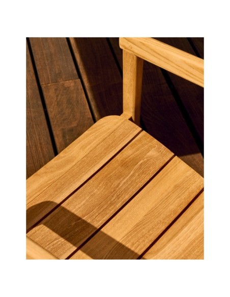 Silla apilable Icaro de madera maciza de teca con acabado natural FSC 100% - Kave Home
