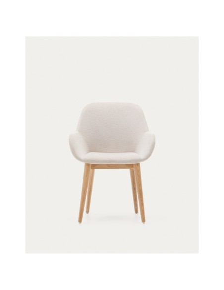 Silla Konna beige y patas de madera maciza de fresno acabado natural - Kave Home
