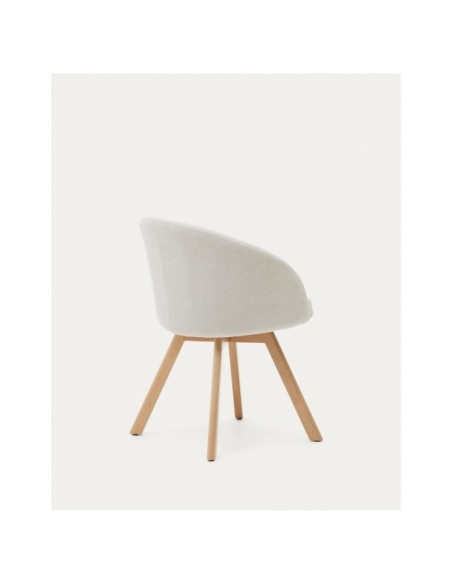 Silla giratoria Marvin chenilla beige y patas de madera maciza de haya acabado natural FSC 100% - Kave Home
