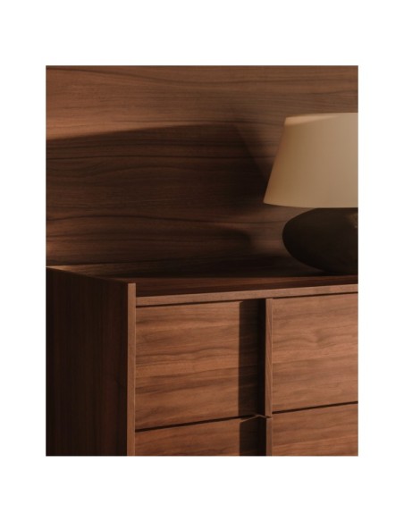 Cómoda Onix 3 con cajones de chapa de nogal con acabado oscuro 100 x 78 cm FSC Mix Credit - Kave Home